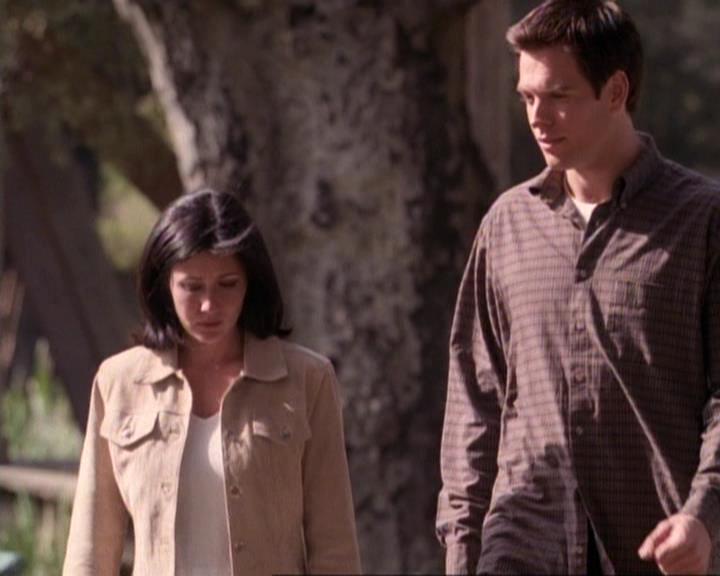 Charmed-Online-dot-net_118WhenBadWarlocksTurnGood1176.jpg Charmed-Online-dot-net_118WhenBadWarlocksTurnGood1176.jpg