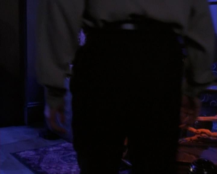 Charmed-Online-dot-net_118WhenBadWarlocksTurnGood1223.jpg