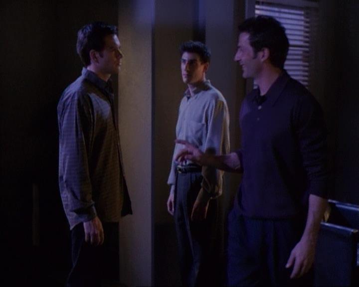 Charmed-Online-dot-net_118WhenBadWarlocksTurnGood1258.jpg