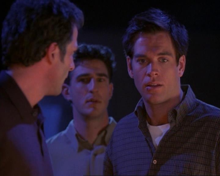 Charmed-Online-dot-net_118WhenBadWarlocksTurnGood1315.jpg