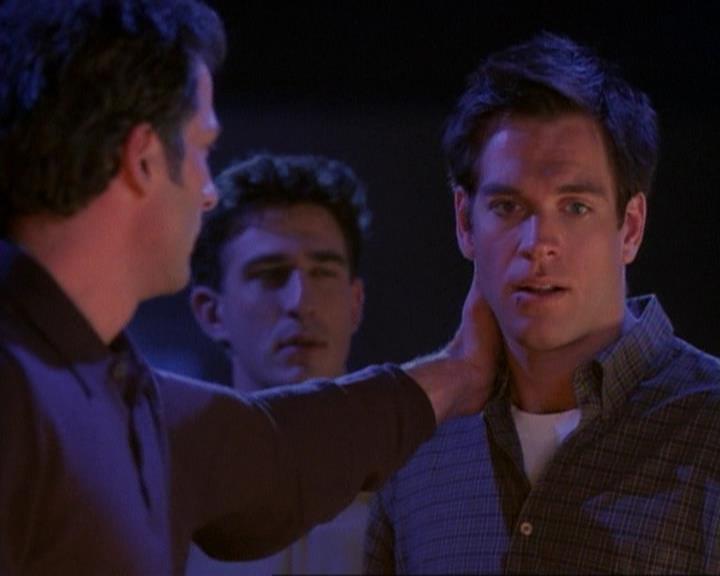 Charmed-Online-dot-net_118WhenBadWarlocksTurnGood1317.jpg Charmed-Online-dot-net_118WhenBadWarlocksTurnGood1317.jpg