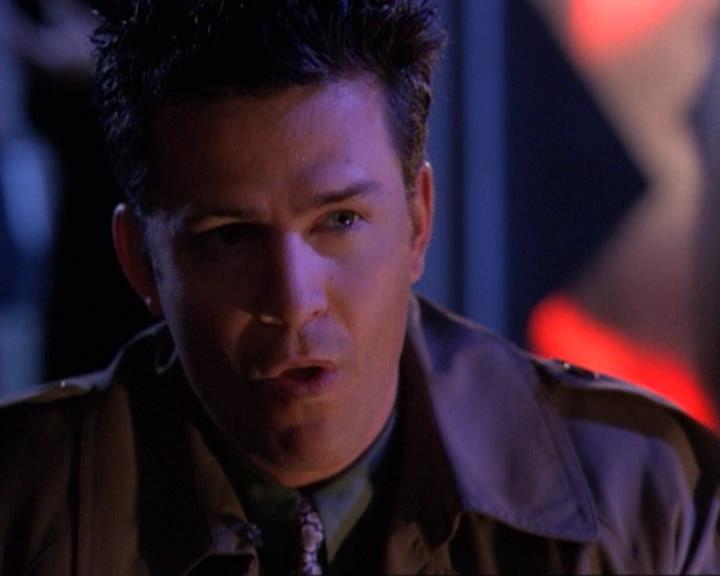 Charmed-Online-dot-net_118WhenBadWarlocksTurnGood1435.jpg