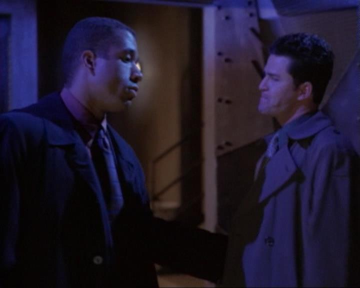 Charmed-Online-dot-net_118WhenBadWarlocksTurnGood1442.jpg