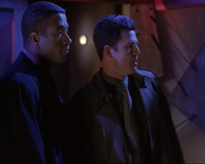 Charmed-Online-dot-net_118WhenBadWarlocksTurnGood1443.jpg Charmed-Online-dot-net_118WhenBadWarlocksTurnGood1443.jpg