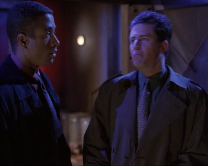 Charmed-Online-dot-net_118WhenBadWarlocksTurnGood1444.jpg