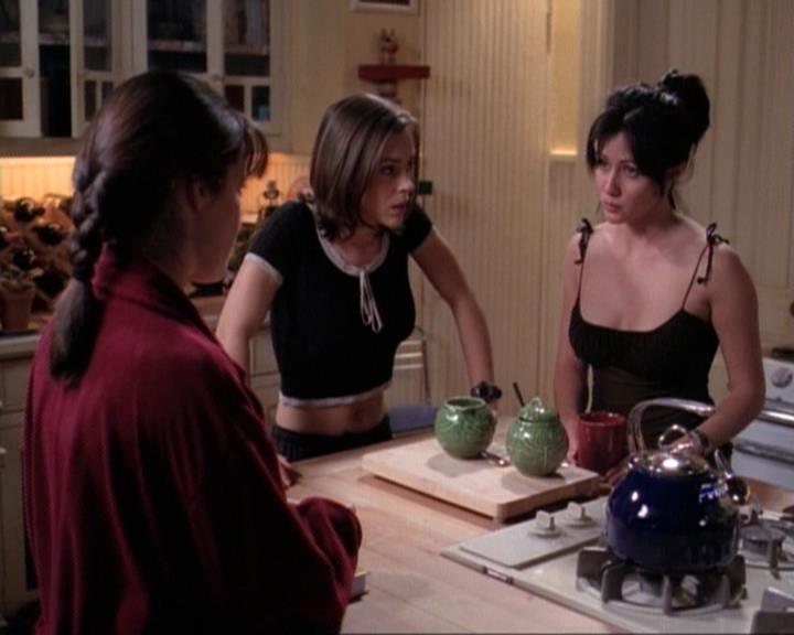 Charmed-Online-dot-net_118WhenBadWarlocksTurnGood1562.jpg