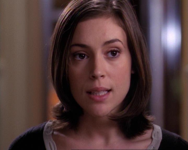 Charmed-Online-dot-net_118WhenBadWarlocksTurnGood1626.jpg