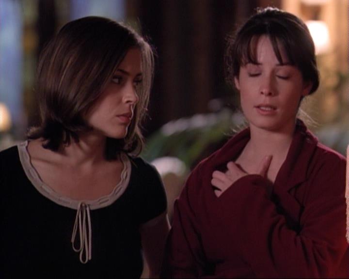 Charmed-Online-dot-net_118WhenBadWarlocksTurnGood1732.jpg