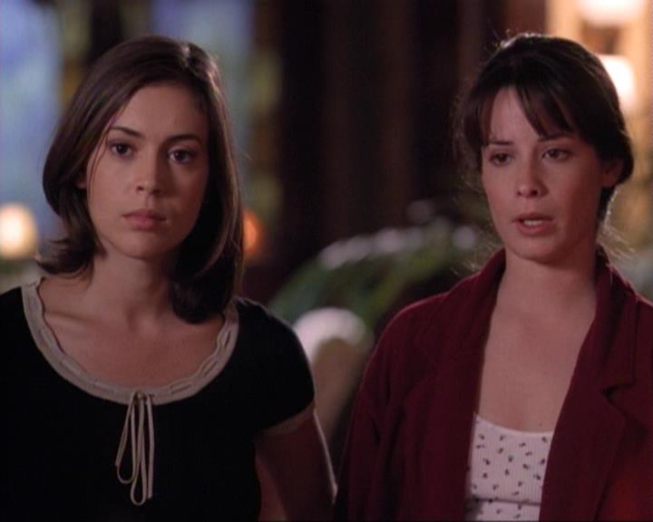 Charmed-Online-dot-net_118WhenBadWarlocksTurnGood1766.jpg