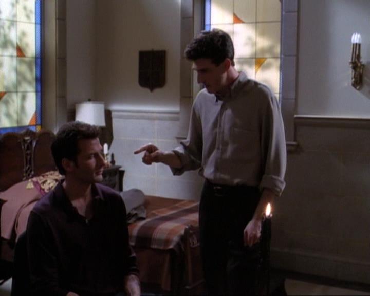 Charmed-Online-dot-net_118WhenBadWarlocksTurnGood1831.jpg