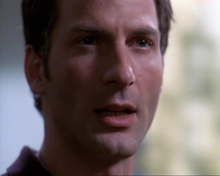 Charmed-Online-dot-net_118WhenBadWarlocksTurnGood1859.jpg