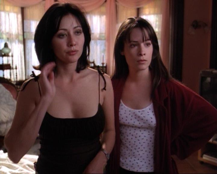 Charmed-Online-dot-net_118WhenBadWarlocksTurnGood1922.jpg
