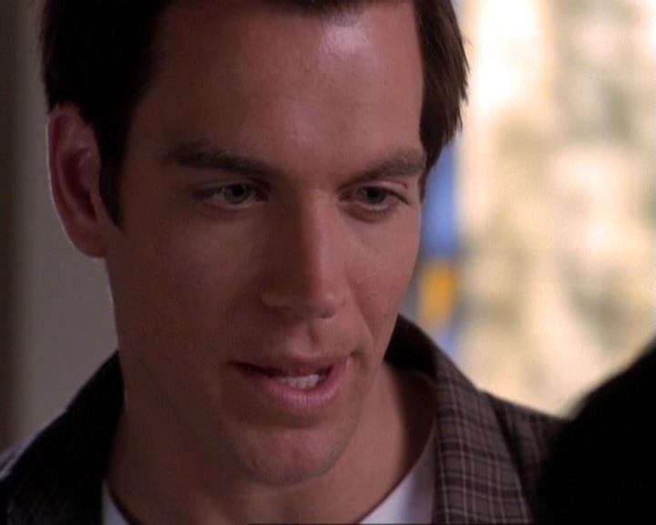 Charmed-Online-dot-net_118WhenBadWarlocksTurnGood2002.jpg