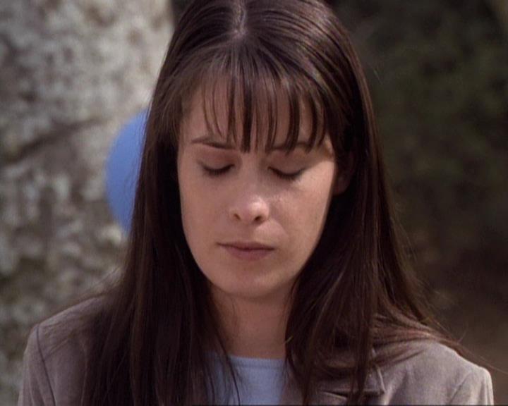 Charmed-Online-dot-net_119OutOfSight0041.jpg Charmed-Online-dot-net_119OutOfSight0041.jpg