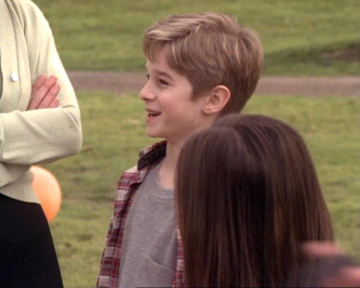 Charmed-Online-dot-net_119OutOfSight0049.jpg