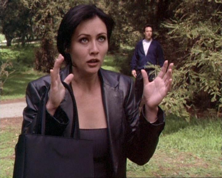 Charmed-Online-dot-net_119OutOfSight0111.jpg