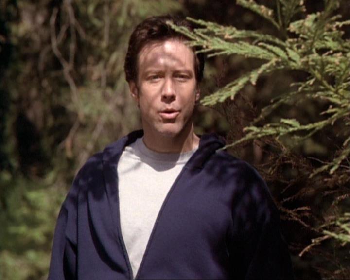Charmed-Online-dot-net_119OutOfSight0122.jpg