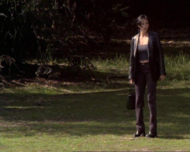 Charmed-Online-dot-net_119OutOfSight0141.jpg