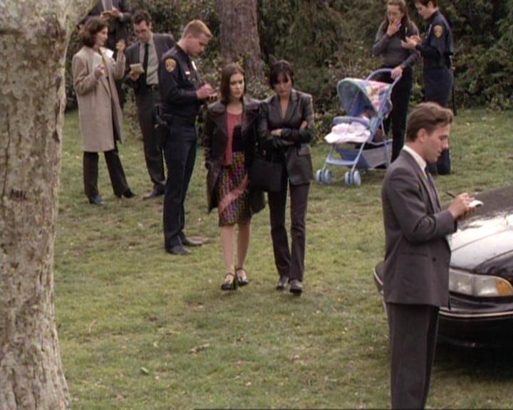 Charmed-Online-dot-net_119OutOfSight0241.jpg