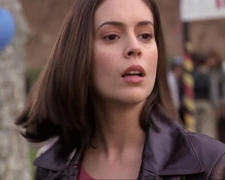 Charmed-Online-dot-net_119OutOfSight0270.jpg