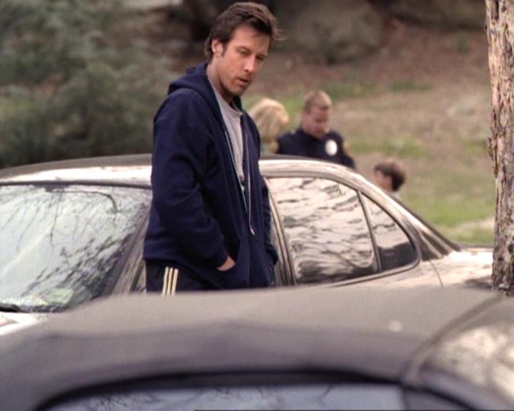 Charmed-Online-dot-net_119OutOfSight0328.jpg
