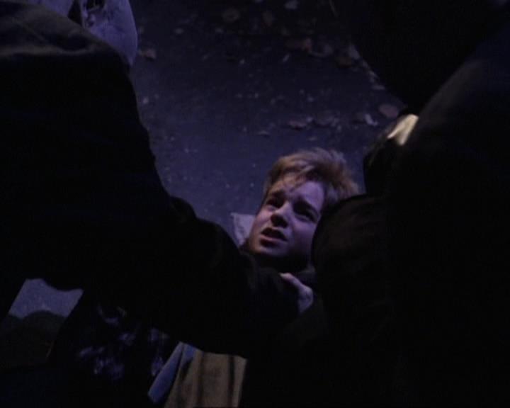 Charmed-Online-dot-net_119OutOfSight0352.jpg