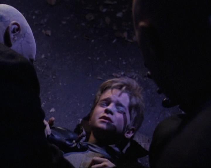 Charmed-Online-dot-net_119OutOfSight0355.jpg
