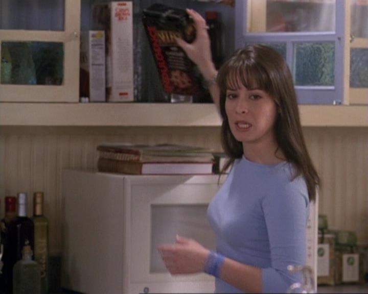Charmed-Online-dot-net_119OutOfSight0394.jpg