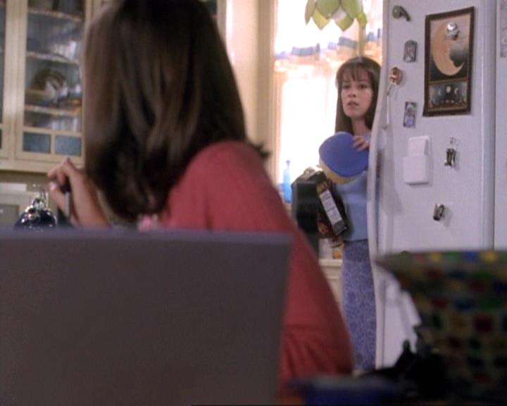 Charmed-Online-dot-net_119OutOfSight0405.jpg