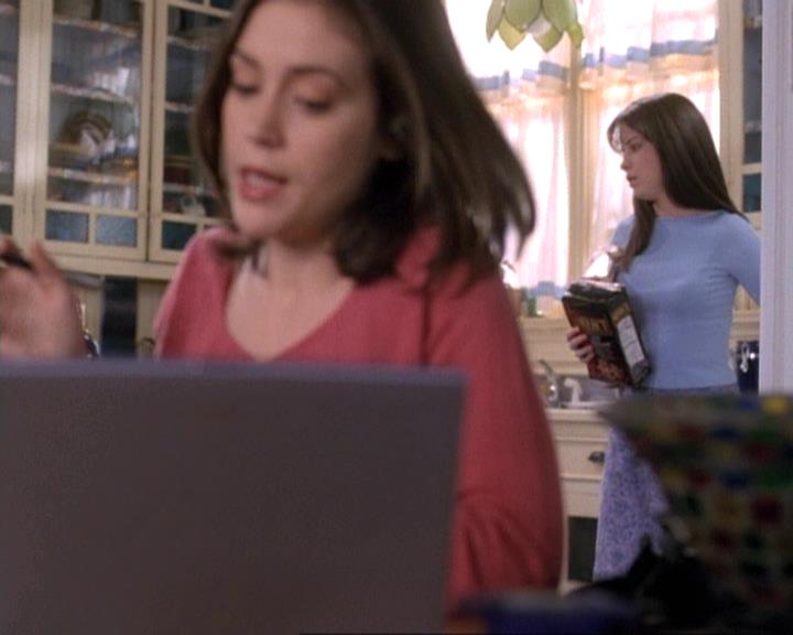 Charmed-Online-dot-net_119OutOfSight0409.jpg Charmed-Online-dot-net_119OutOfSight0409.jpg