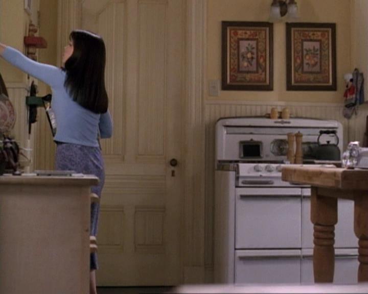 Charmed-Online-dot-net_119OutOfSight0414.jpg