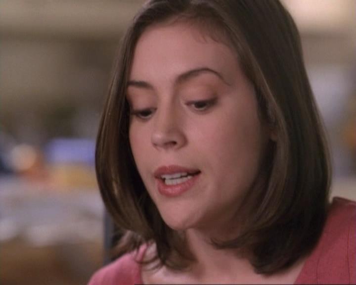 Charmed-Online-dot-net_119OutOfSight0444.jpg