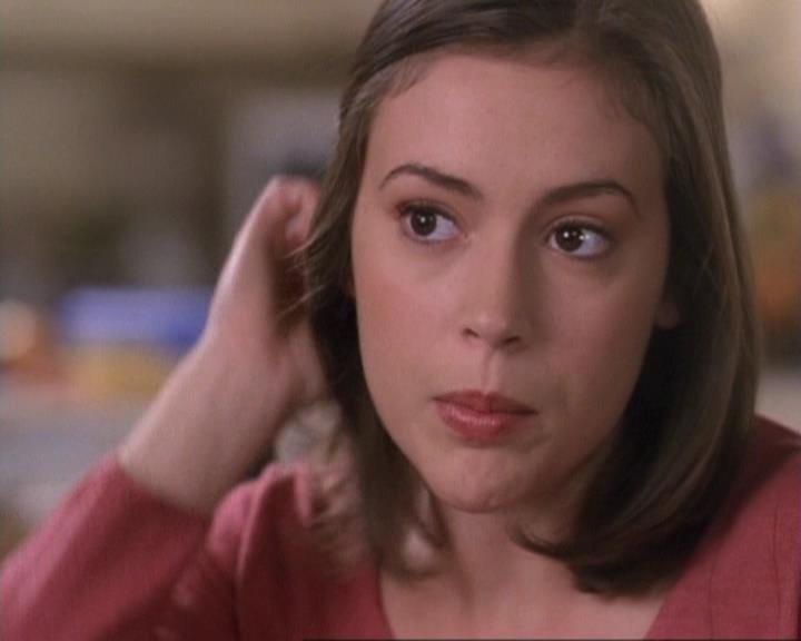 Charmed-Online-dot-net_119OutOfSight0446.jpg