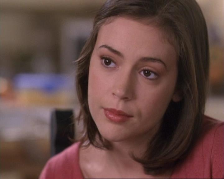 Charmed-Online-dot-net_119OutOfSight0450.jpg