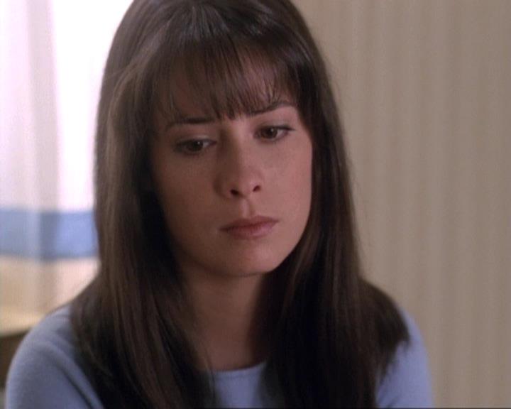 Charmed-Online-dot-net_119OutOfSight0451.jpg
