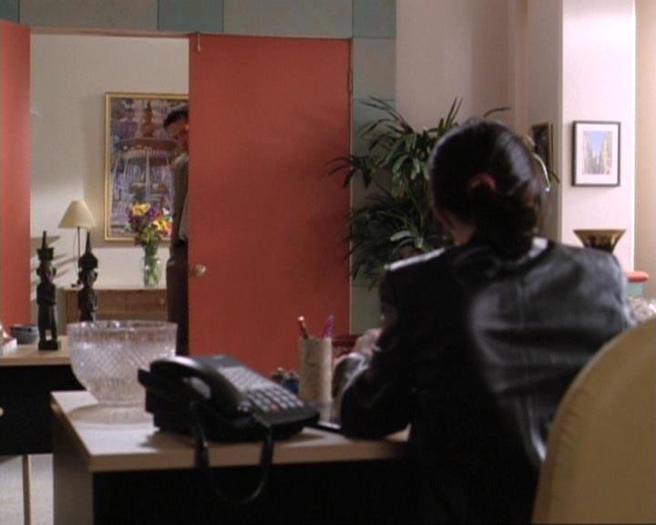 Charmed-Online-dot-net_119OutOfSight0464.jpg