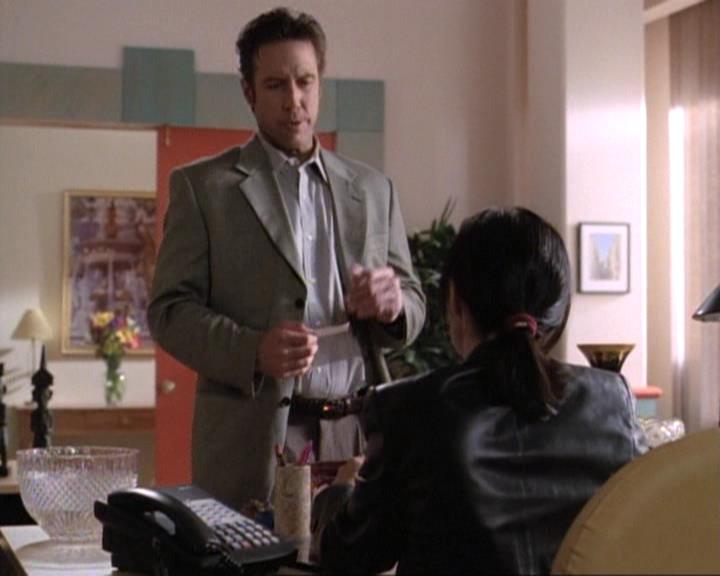 Charmed-Online-dot-net_119OutOfSight0471.jpg