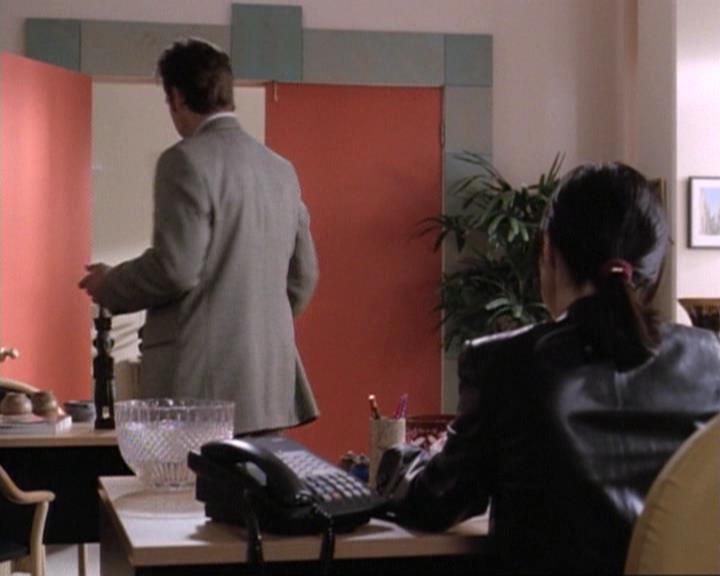 Charmed-Online-dot-net_119OutOfSight0497.jpg