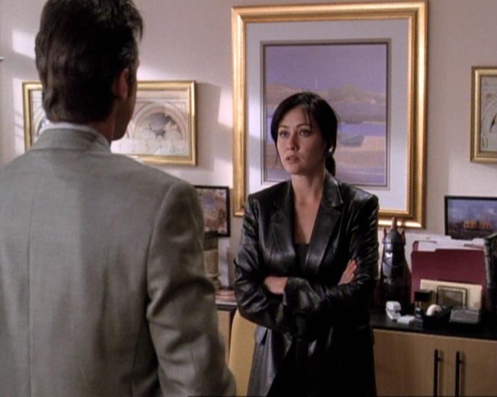 Charmed-Online-dot-net_119OutOfSight0509.jpg