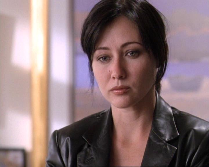 Charmed-Online-dot-net_119OutOfSight0540.jpg
