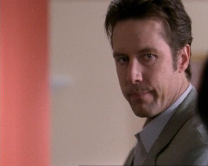 Charmed-Online-dot-net_119OutOfSight0562.jpg