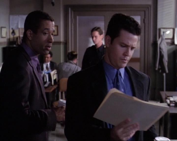 Charmed-Online-dot-net_119OutOfSight0892.jpg