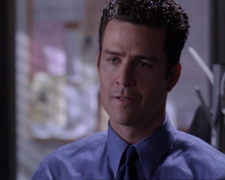 Charmed-Online-dot-net_119OutOfSight0978.jpg