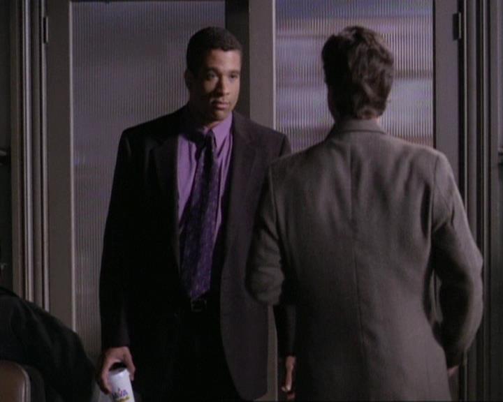 Charmed-Online-dot-net_119OutOfSight0988.jpg
