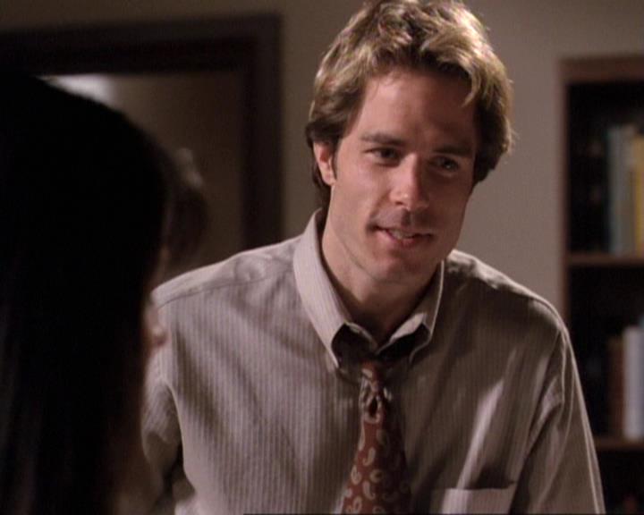 Charmed-Online-dot-net_119OutOfSight1026.jpg