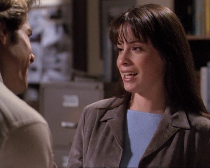 Charmed-Online-dot-net_119OutOfSight1059.jpg