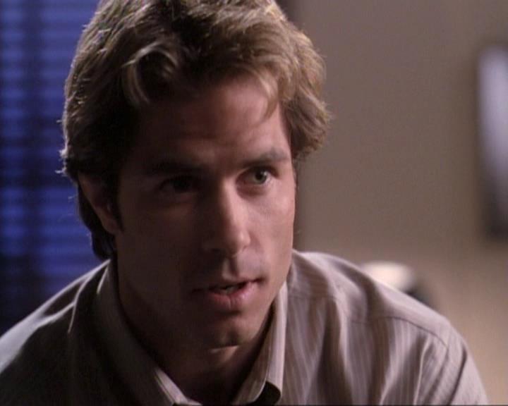 Charmed-Online-dot-net_119OutOfSight1087.jpg