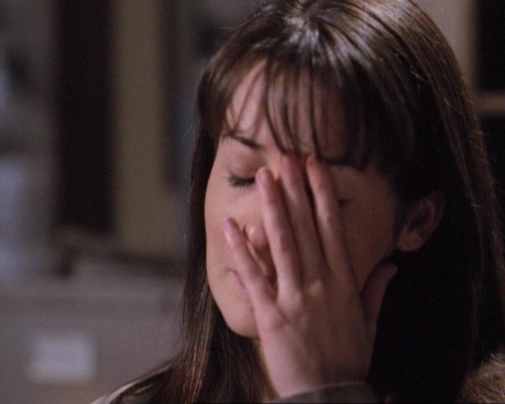 Charmed-Online-dot-net_119OutOfSight1089.jpg