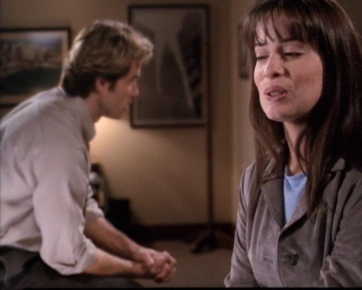 Charmed-Online-dot-net_119OutOfSight1104.jpg Charmed-Online-dot-net_119OutOfSight1104.jpg