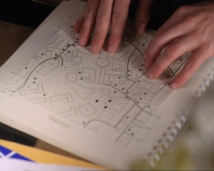 Charmed-Online-dot-net_119OutOfSight1251.jpg